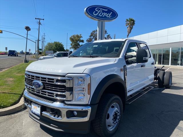 2025 Ford F-550SD DRW