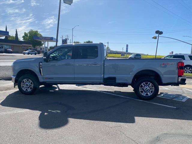 2025 Ford F-350 Super Duty Lariat
