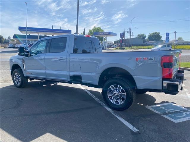 2025 Ford F-350 Super Duty Lariat