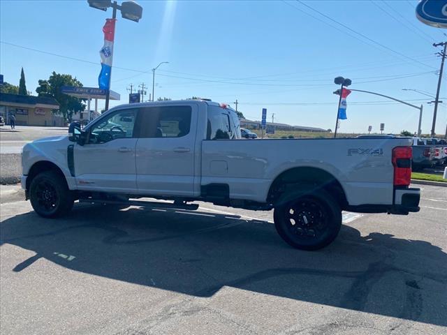 2025 Ford F-350 Super Duty Lariat