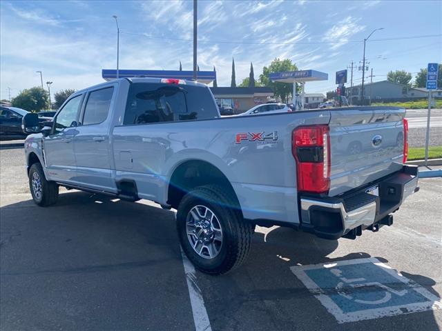 2025 Ford F-350 Super Duty Lariat
