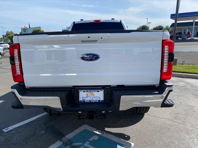2025 Ford F-350 Super Duty Lariat