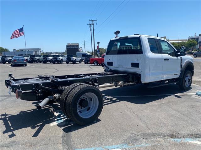 2025 Ford F-550SD DRW
