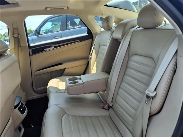 2015 Ford Fusion SE
