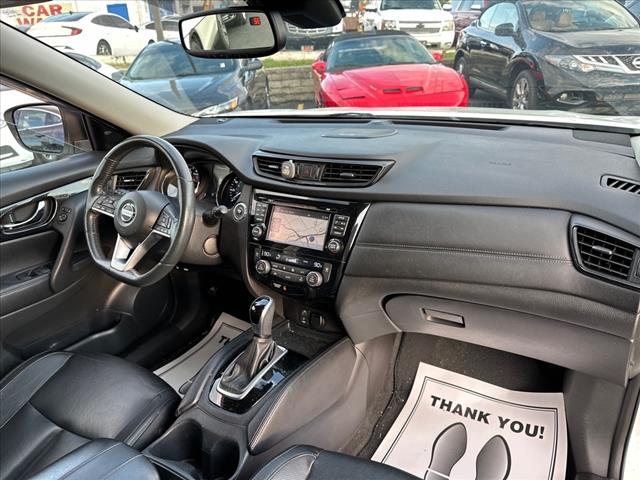 2017 Nissan Rogue SL