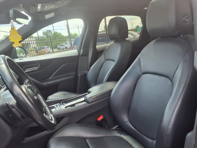 2019 Jaguar F-PACE 25t Premium