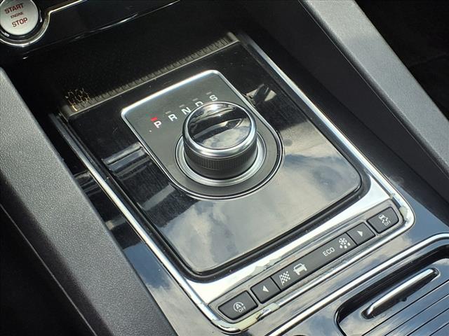2019 Jaguar F-PACE 25t Premium