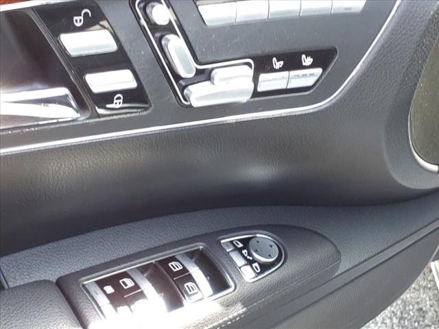 2012 Mercedes-Benz S-Class S 550 4MATIC