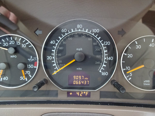 1999 Mercedes-Benz SL-Class SL500