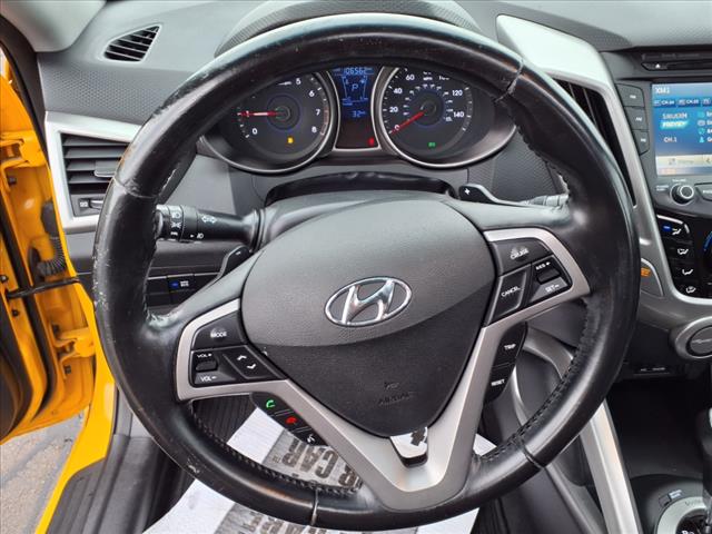 2015 Hyundai VELOSTER Base