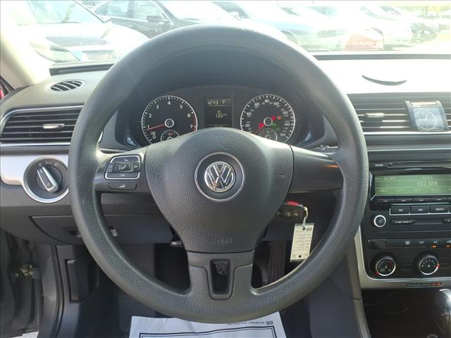 2013 Volkswagen Passat S PZEV