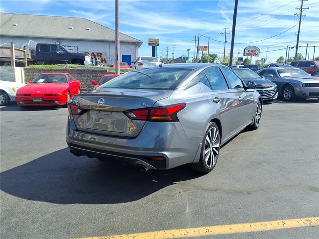 2022 Nissan Altima 2.5 SR