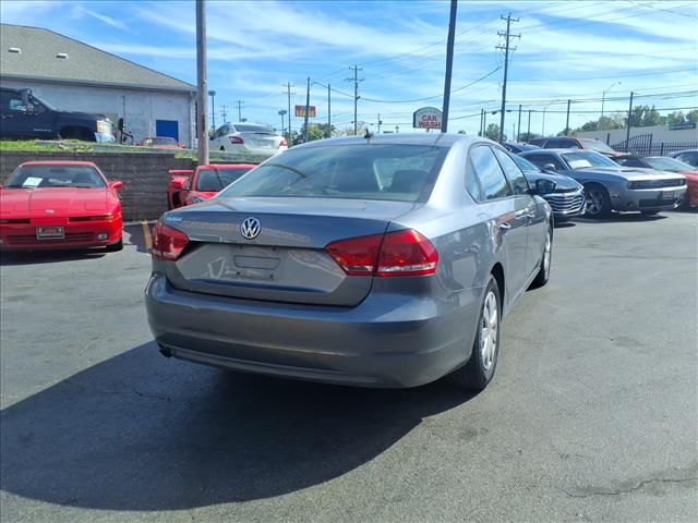 2013 Volkswagen Passat S PZEV