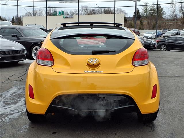 2015 Hyundai VELOSTER Base