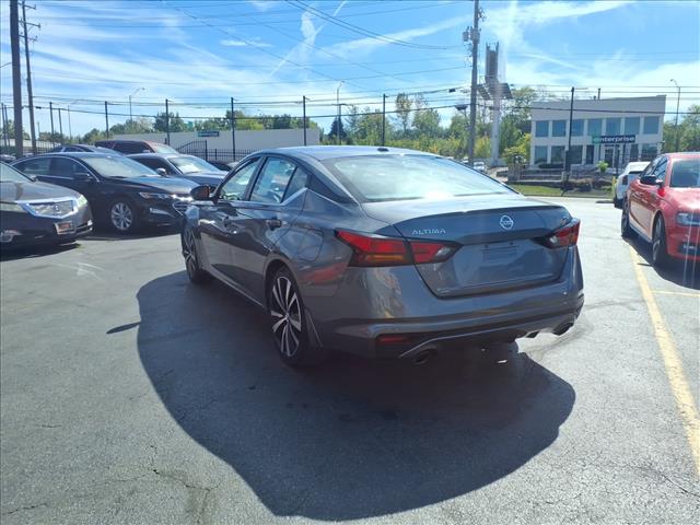 2022 Nissan Altima 2.5 SR