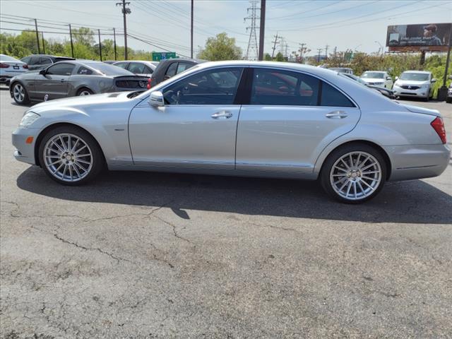 2012 Mercedes-Benz S-Class S 550 4MATIC