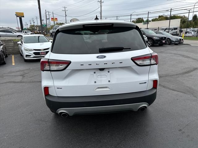 2020 Ford Escape SE