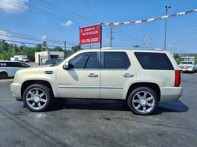 2008 Cadillac Escalade Base