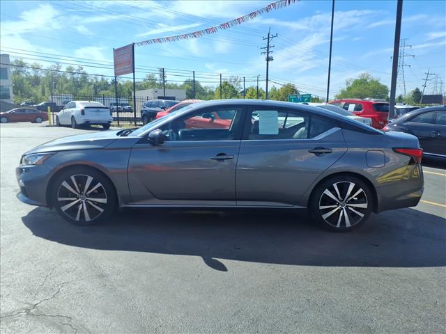 2022 Nissan Altima 2.5 SR