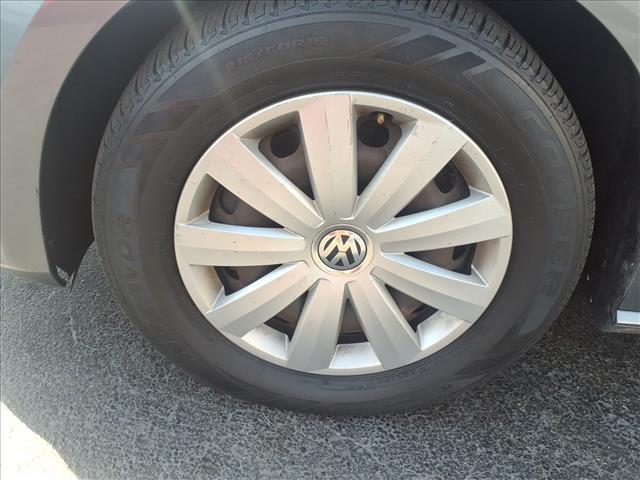 2013 Volkswagen Passat S PZEV