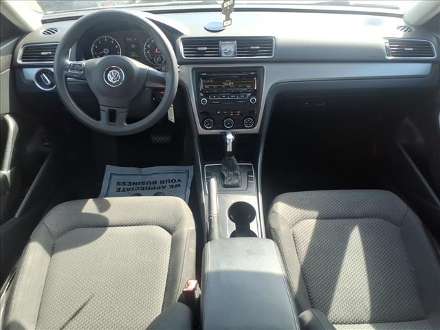 2013 Volkswagen Passat S PZEV