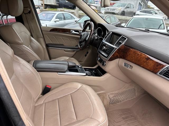 2014 Mercedes-Benz GL-Class GL 550 4MATIC