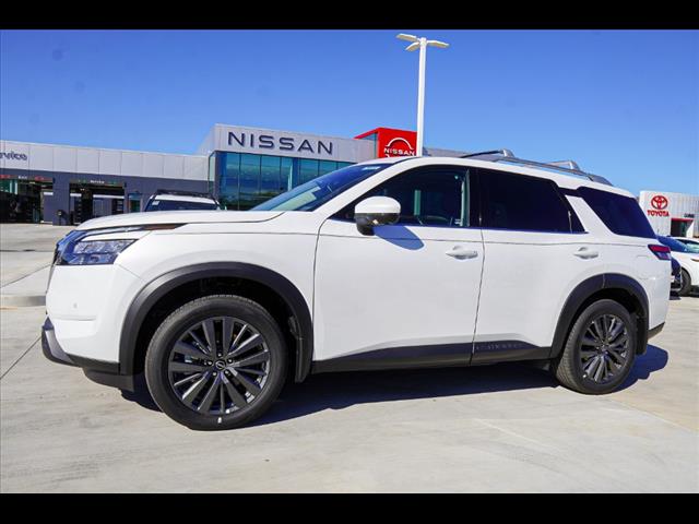 2025 Nissan Pathfinder SL