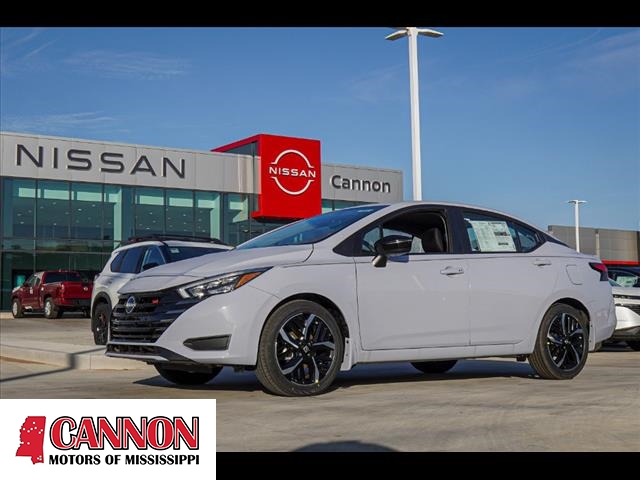 2025 Nissan Versa SR