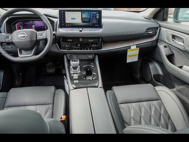 2025 Nissan Rogue Platinum