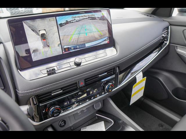 2025 Nissan Rogue SL