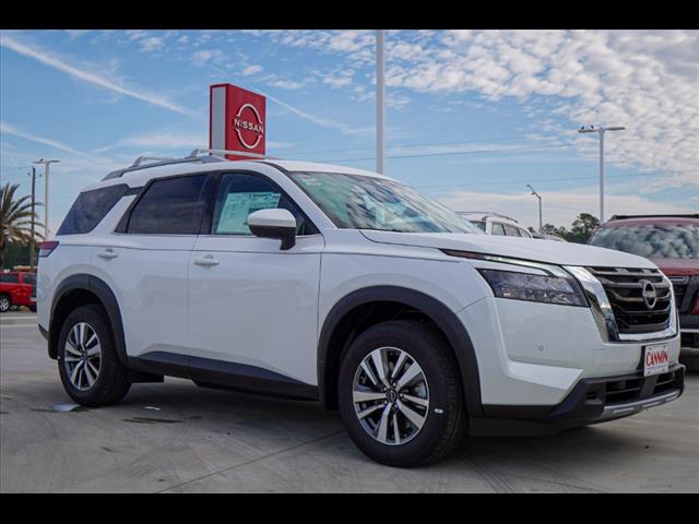 2025 Nissan Pathfinder SL