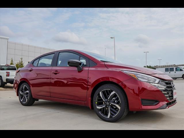 2025 Nissan Versa SR
