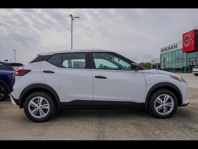 2025 Nissan Kicks S