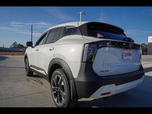 2025 Nissan Kicks SV