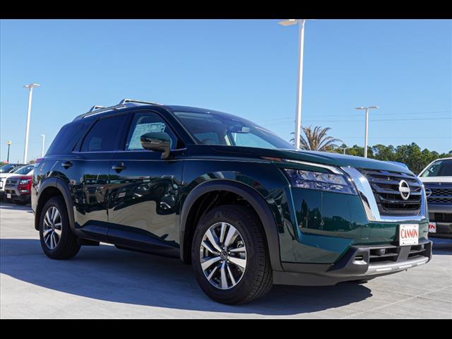 2025 Nissan Pathfinder SL