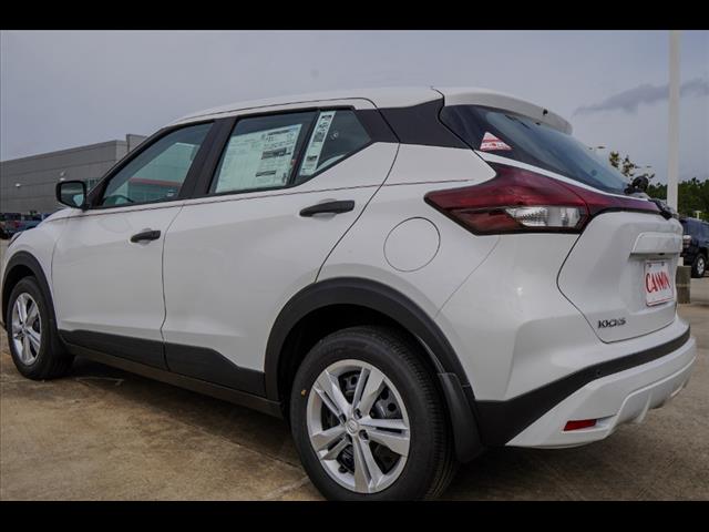 2025 Nissan Kicks S