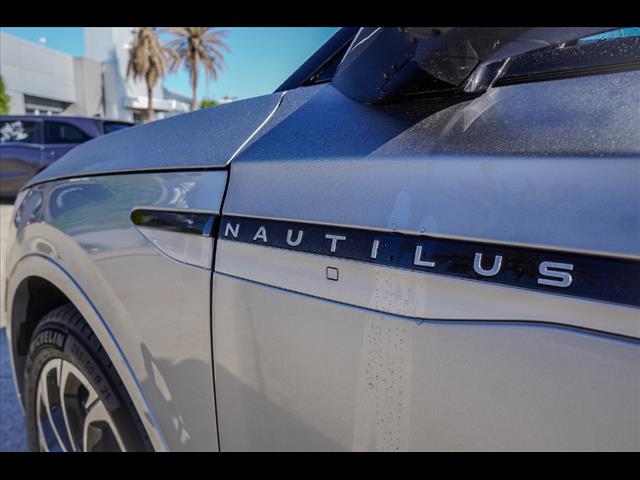 2025 Lincoln Nautilus Reserve