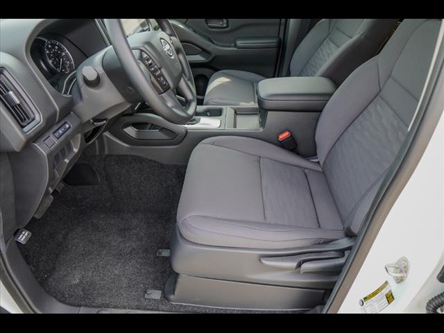 2025 Nissan Frontier S