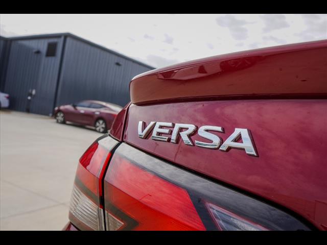 2025 Nissan Versa SR