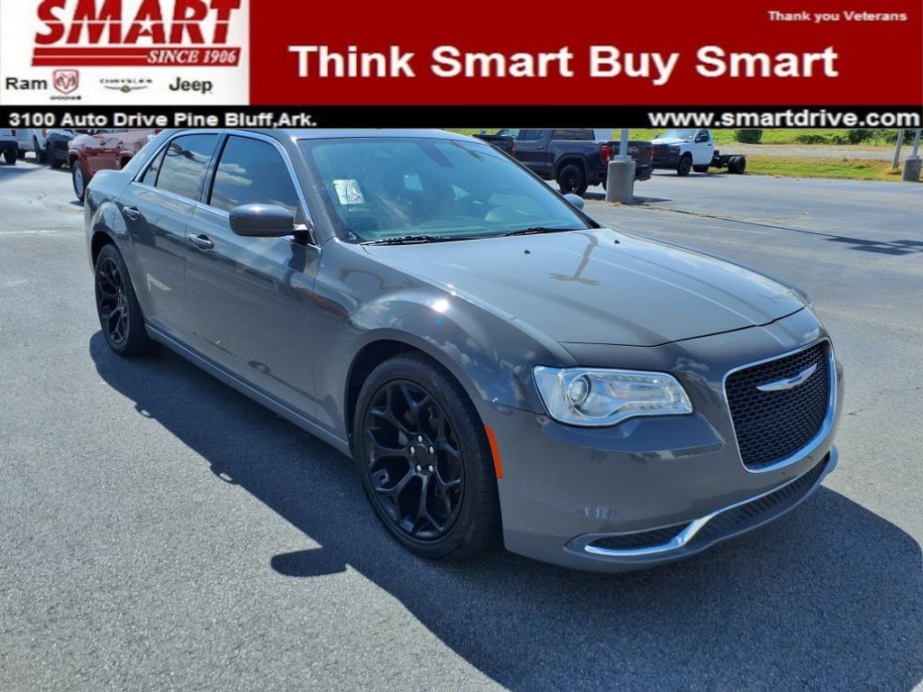 2018 Chrysler 300 Touring