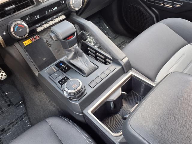 2025 Toyota Tacoma TRD Sport HV