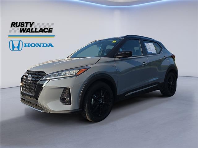2023 Nissan Kicks SR
