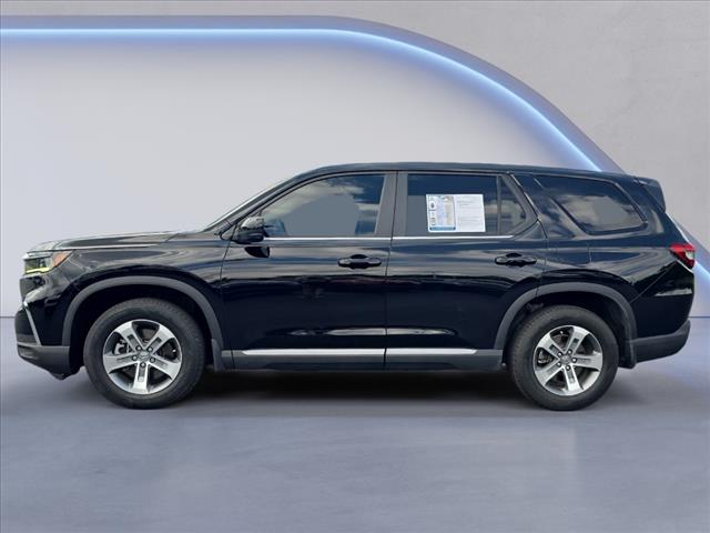 2024 Honda Pilot EX-L w/Rear Captain's Chairs