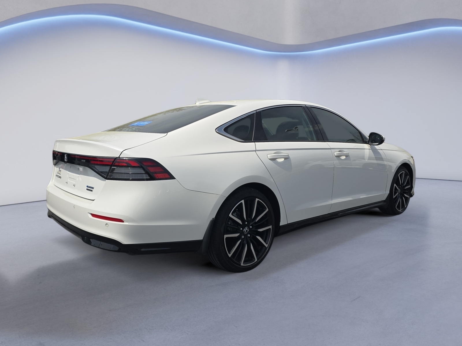 View vehicle photo 5