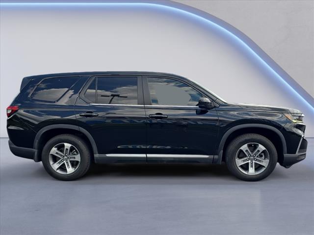 2024 Honda Pilot EX-L w/Rear Captain's Chairs