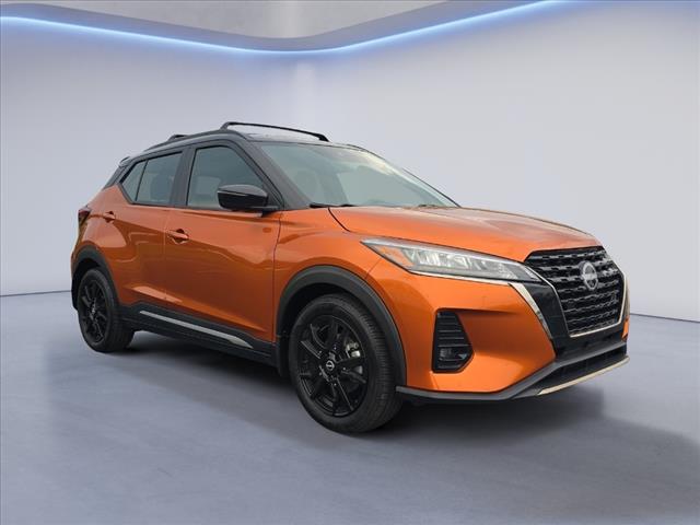 2022 Nissan Kicks SR