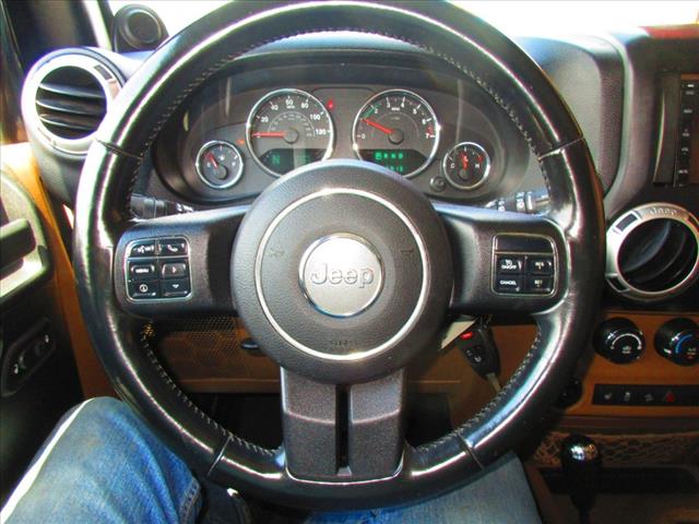 2012 Jeep Wrangler Unlimited Sahara - Photo 10