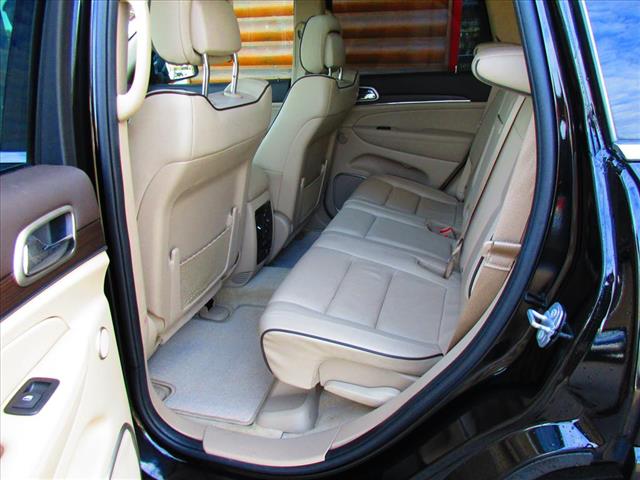 2017 Jeep Grand Cherokee Overland - Photo 10