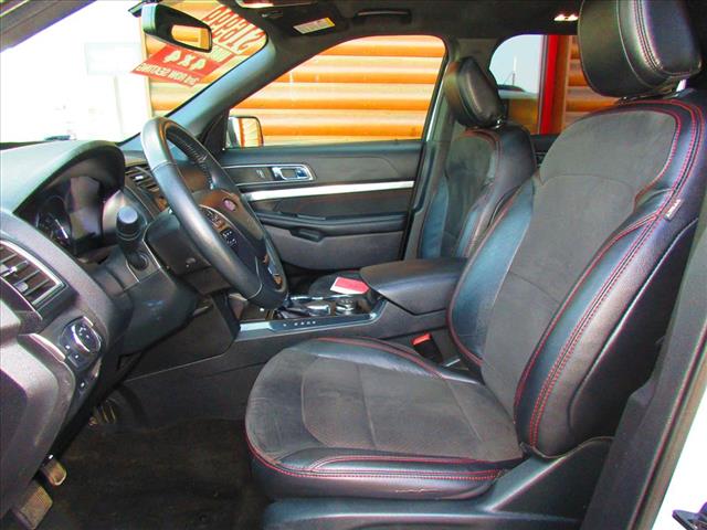 2019 Ford Explorer XLT - Photo 10