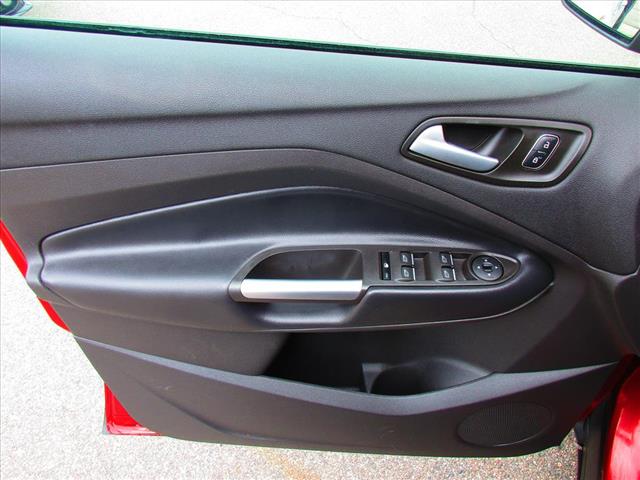 2019 Ford Escape SE - Photo 10